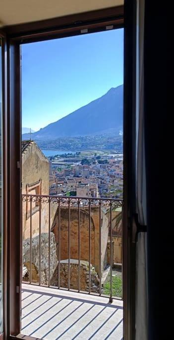 Casa All'Annunziata Termini Imerese Eksteriør billede